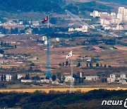 북한, 미국의 대북 제재에 반발.."더 강력하게 반응할 것"(1보)