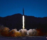 北, 평안북도서 동쪽으로 단거리 탄도미사일 2발 발사..사거리 430km