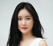 '브레이브걸스' 민영, 활동 중단.."컨디션 난조, 휴식 필요"