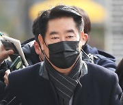 '화천대유 성과급 40억 의혹' 최윤길 전 성남시의장 구속영장 신청