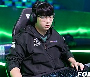 [포토] LCK 경기 준비 중인 '라바' 김태훈