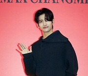 Max Changmin tops iTunes albums chart in 14 regions with 'Devil'
