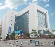 김해상공회의소, 영운초교 방화셔트 피해학생 후원금 전달