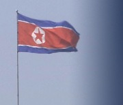 북한, 탄도미사일 2발 발사..미국 제재에 무력시위
