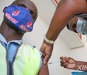 WHO "'오미크론 주도' 아프리카 4차 감염파동 안정세"