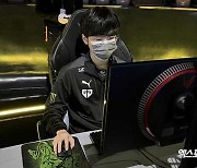 '뉴 지휘자는 역시 넛신!' 젠지, 초반부터 DRX 압도..'1세트 완승' [LCK]