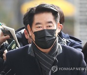 경찰, '40억 의혹' 최윤길 전 성남시의회 의장 구속영장(종합)