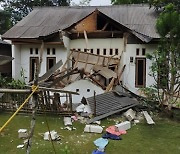 INDONESIA-BANTEN-EARTHQUAKE-AFTERMATH