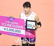 김해란 'V-리그 최초 디그성공 10000개 대기록 달성'[포토]