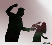 "돼지XX야"..아내·아들 상습 폭행·욕설 70대 '집행유예'