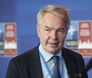 핀란드 외무부 장관 "나토 가입 계획도 없다"