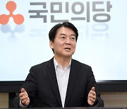 日 언론 "안철수..韓 대선 '태풍의 눈'" 주목