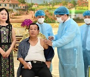 캄보디아, 오미크론 지역 감염 확산에 4차백신 접종 시작