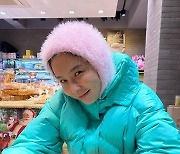 '마이큐♥' 김나영, 알록달록 흰바지에 핑크색 모자..'색감 부자' 패션 센스 [TEN★]