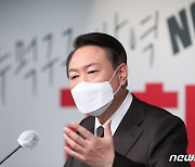 尹 "철도·도로 지하화, 역세권 용적률 500%..서울 50만호 공급"(종합)