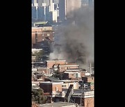 서울 용산 다가구주택 불..7명 연기 흡입