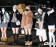 '오랜만에 완전체' (여자)아이들,'전 세계에 K팝 알리고 올게요' [이대선의 모멘트]