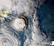 호주·뉴질랜드, 화산 폭발 통가에 정찰기 급파.."구호물자 확보"