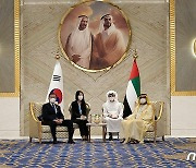 예멘 후티반군, 文대통령 방문 UAE 아부다비에 드론공격