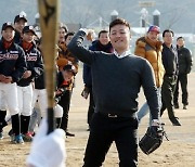 [김수인의 직격 야구] 최고 알뜰한 기부, '강민호 야구장'