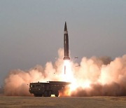 [종합2보]북, 탄도미사일 2발 발사.. 올해 네번째 무력시위