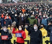 [사설]민노총 불법 도심 집회 반년 새 5번째.. 한국 사회 일원 맞나
