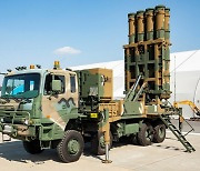 국산 미사일 '천궁-Ⅱ', UAE에 4조원대 첫 수출..단일무기 최고액