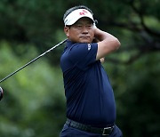 K. J. Choi's Asian record is tied as Matsuyama gets eighth win