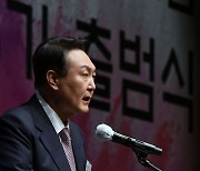 [헤럴드pic] 축사하는 윤석열 국민의힘 대선 후보