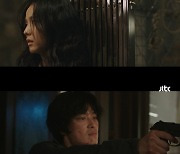 '설강화' 정해인 지수, 기숙사 다락방서 떨리는 첫키스 '마음 확인'