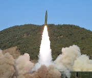 북한, 탄도미사일 2발 발사..새해 들어 네 번째