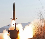 북한, 또 탄도미사일 발사..문대통령, 상황관리 지시
