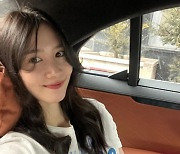 '남궁민♥' 진아름, 한겨울 반팔 패션..빛나는 미모 '미소천사'[스타IN★]