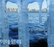 [포토]서울 아침 영하 10도, '어제보다 더 추워'