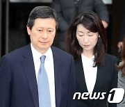 신동주, 롯데제과 지분 전량 매각..롯데그룹 상장사 지분 '0'