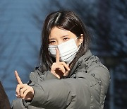 [포토] 프로미스나인 송하영, '시크한 전방주시'