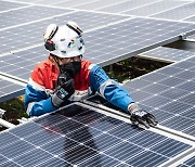 Renewables investment, energy mix misses 2021 targets