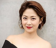 소프라노 홍혜란의 '희망' "많은 분이 공감하고 위로 주는 음악 되길"