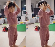 '이필모♥' 서수연, 훌쩍 자란 子 담호 보며 뿌듯 "옷이 작아졌네요, 배 뽈록"