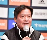 '승격 도전' 안양 이우형 감독, "순위에서 대전에 밀리고 싶지 않다"