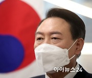 윤석열 "임신부 방역패스 적용 철회돼야"