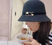 '♥장영란' 한창, 아내 먹방에 몰입.. "찰지게 먹지요?"