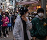 일본 코로나 신규 확진 4만 명 넘어..비상조치 확대