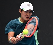 Kwon, Giron advance to second round at Australian Open