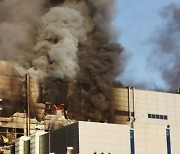 청주 에코프로비엠 공장서 화재..3명 구조·1명 사망(종합2보)