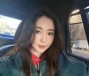 김사랑, 45세 언니의 20대 비주얼 '세월 역행한 미모'