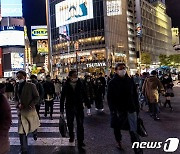 日도쿄 코로나 확진자 1만명 돌파..30대 이하 감염율 '70%'