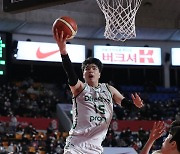 허웅 대신 '3점 슈터'로 변신한 김종규, 패배에 빛 바랜 그의 시즌 하이