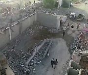 사우디, 예멘 반군 수용소 폭격.."82명 사망·265명 부상"