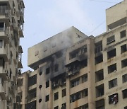 인도 뭄바이 아파트 화재로 7명 사망·15명 부상